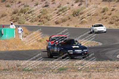 media/Jun-01-2025-CalClub SCCA (Sun) [[eae223c5dd]]/Group 5/Qualifying/